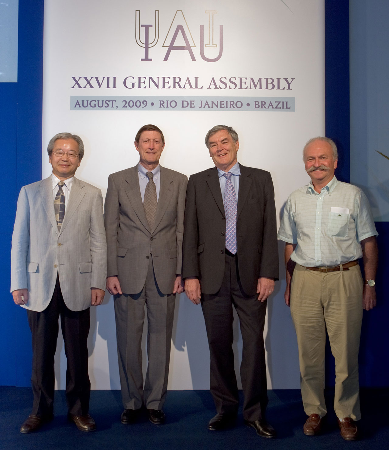 The new IAU Officers 2009